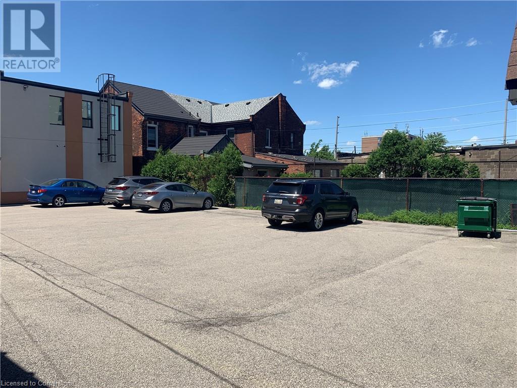 130 Ferguson Avenue N Unit# B, Hamilton, Ontario L8R 1L7 - Photo 2 - XH4198080