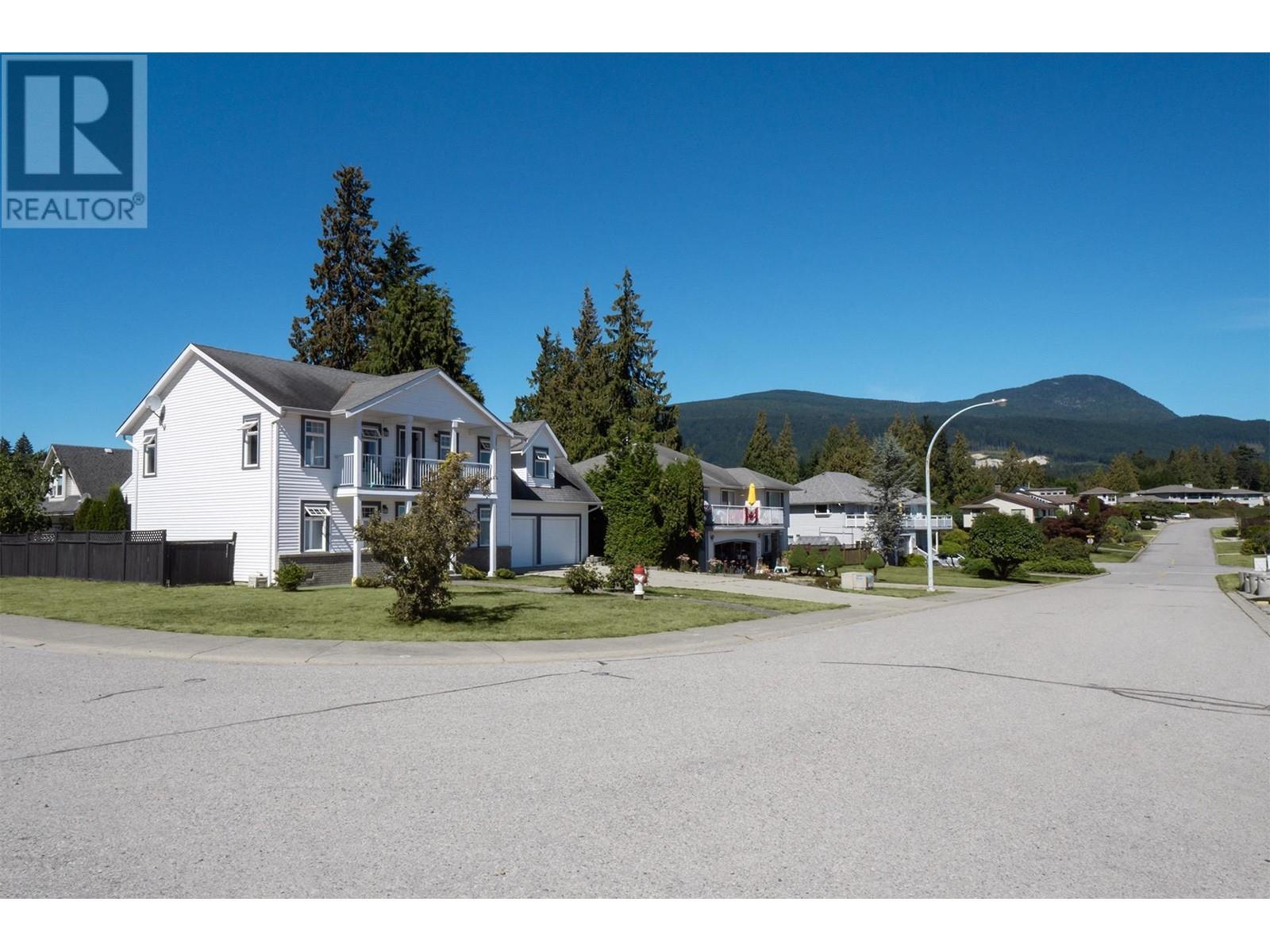 471 Eaglecrest Drive, Gibsons, British Columbia  V0N 1V8 - Photo 14 - R2926531