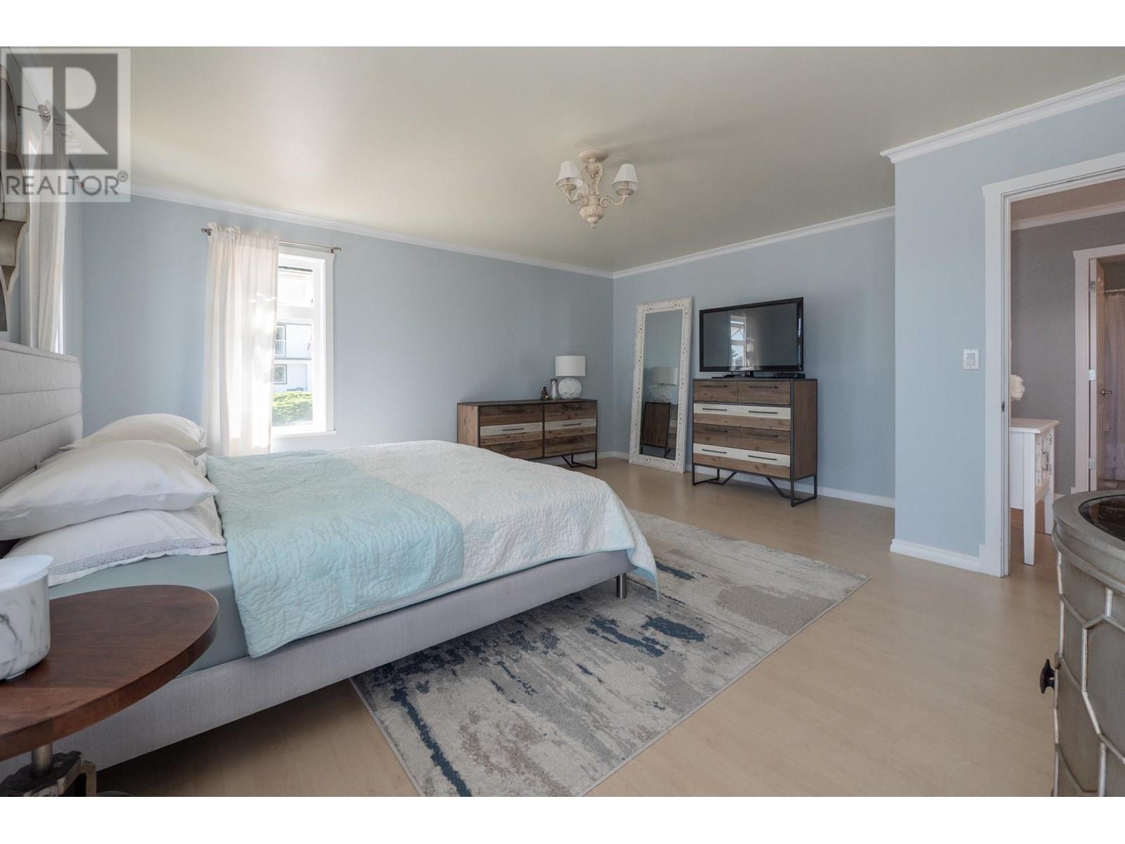 471 Eaglecrest Drive, Gibsons, British Columbia  V0N 1V8 - Photo 25 - R2926531