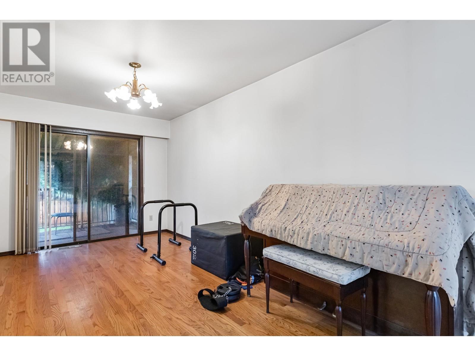 2178 Mary Hill Road, Port Coquitlam, British Columbia V3C 3A3 - Photo 13 - R2926622