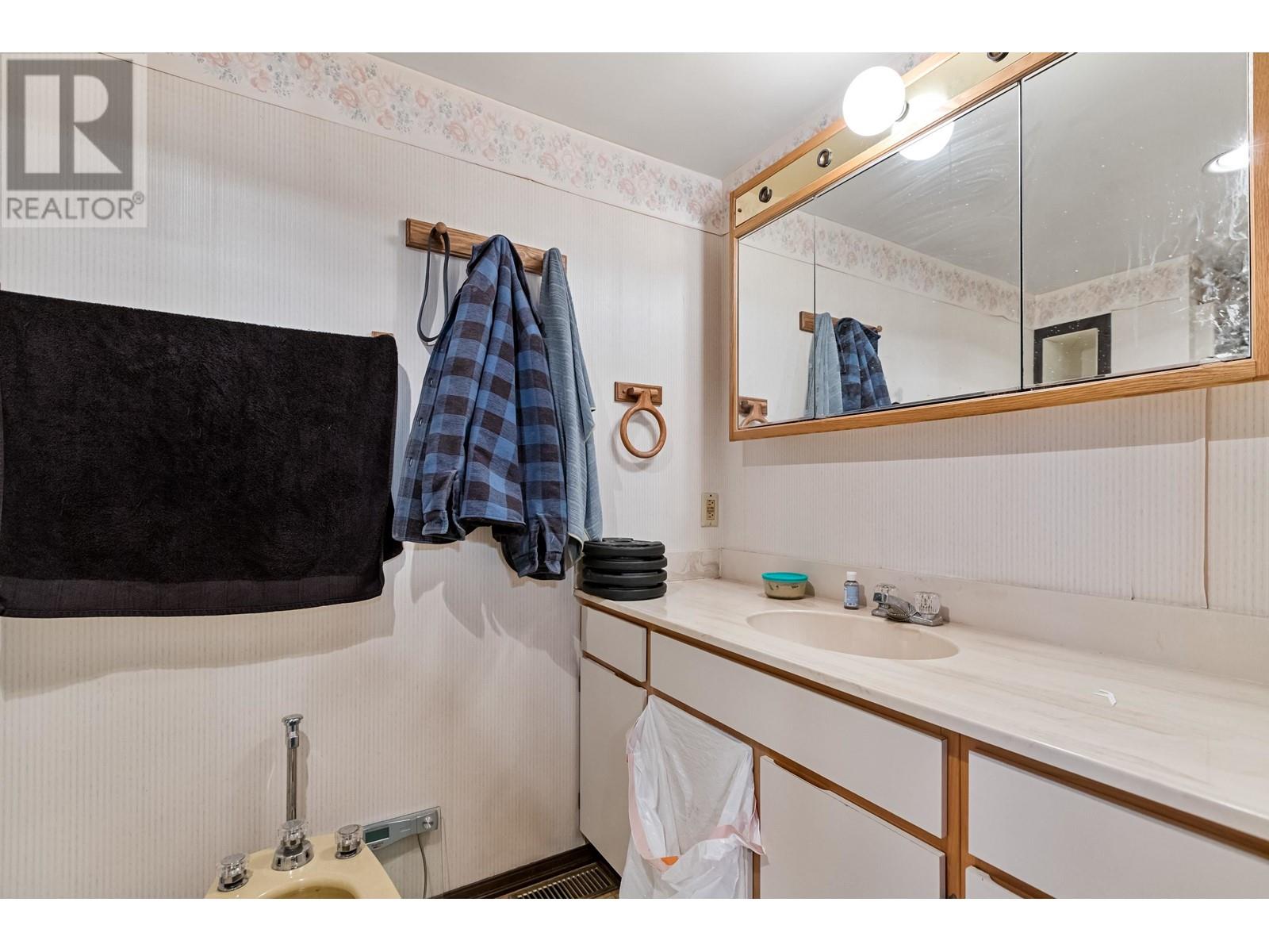 2178 Mary Hill Road, Port Coquitlam, British Columbia V3C 3A3 - Photo 18 - R2926622