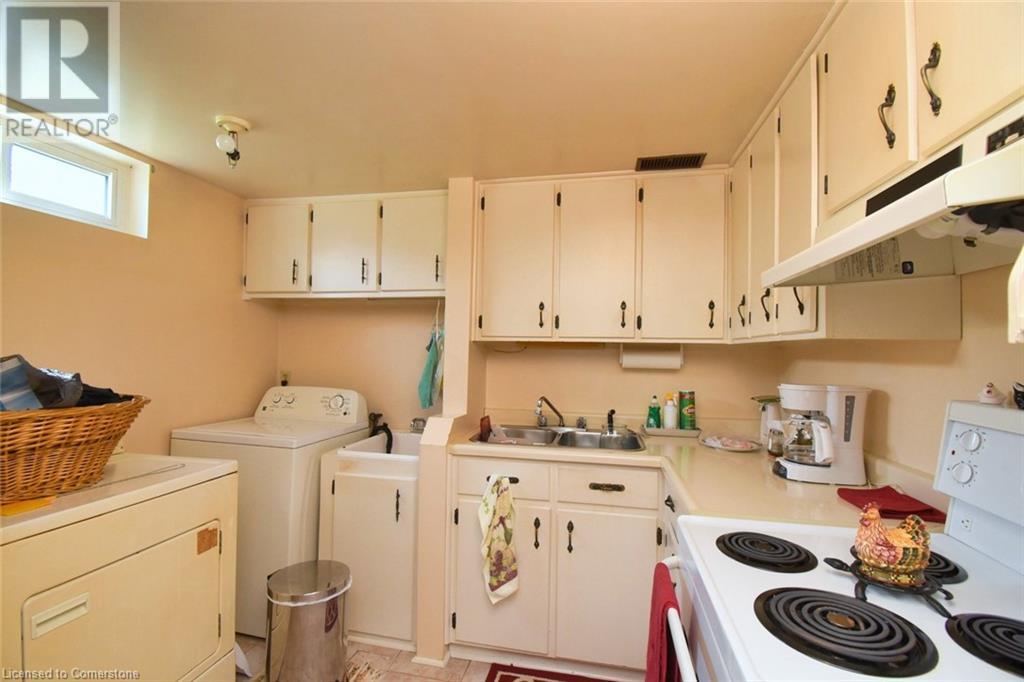 2 Westdale Avenue, Port Dover, Ontario N0A 1N4 - Photo 25 - XH4198405