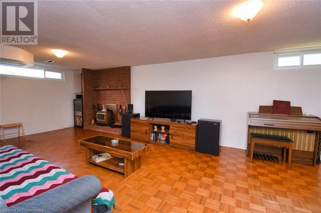 2 Westdale Avenue, Port Dover, Ontario N0A 1N4 - Photo 23 - XH4198405