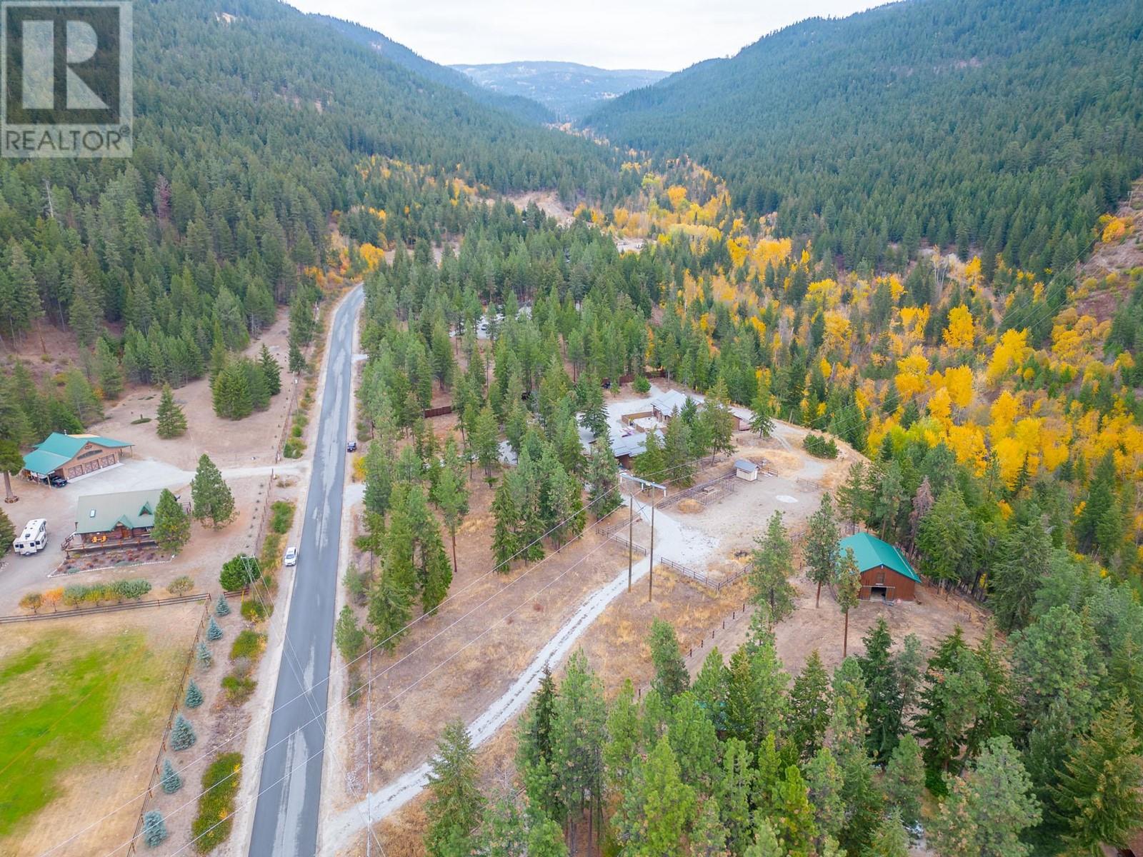 4335 Maxwell Road Peachland