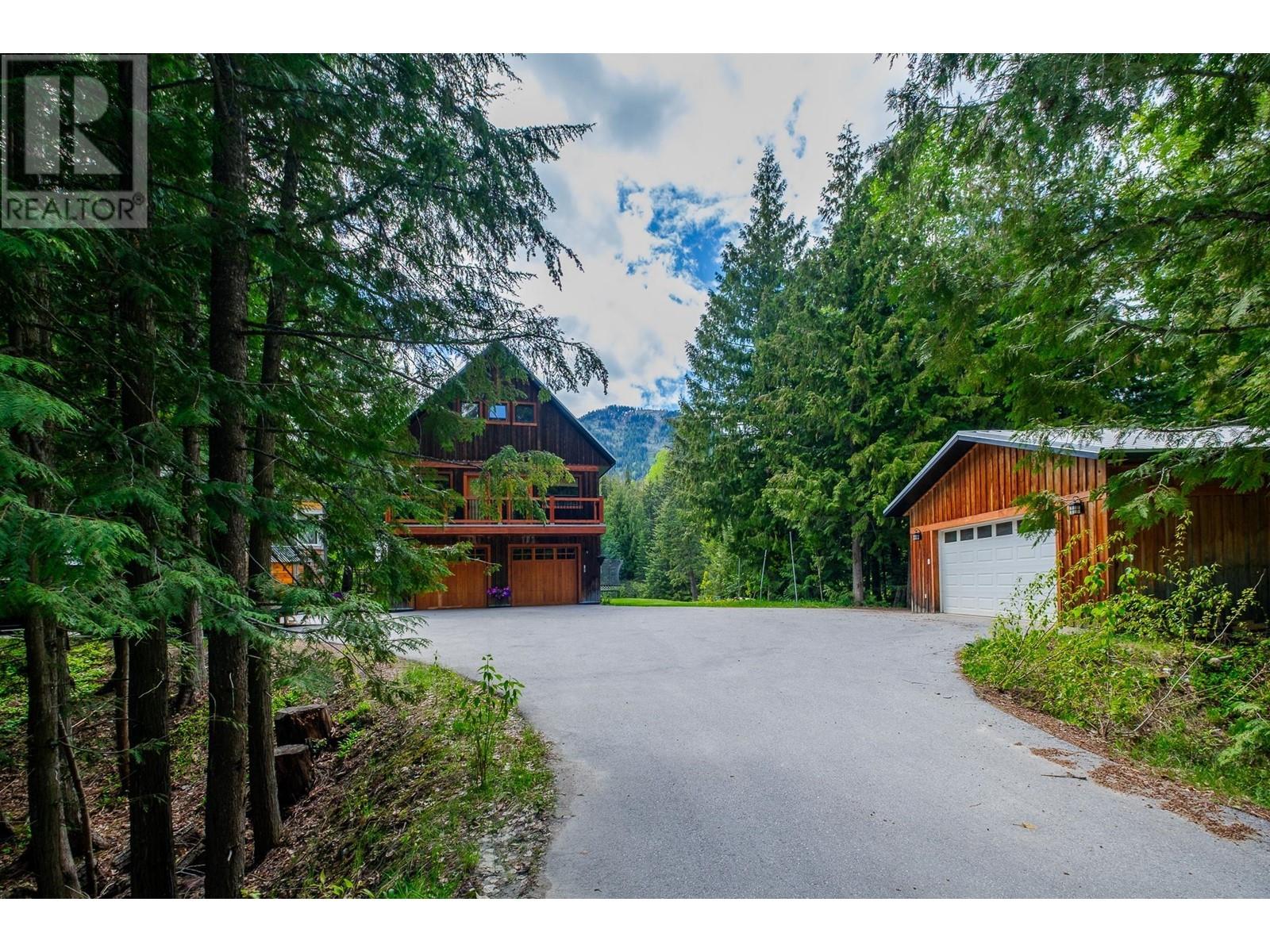 4630 MANN ROAD Rossland