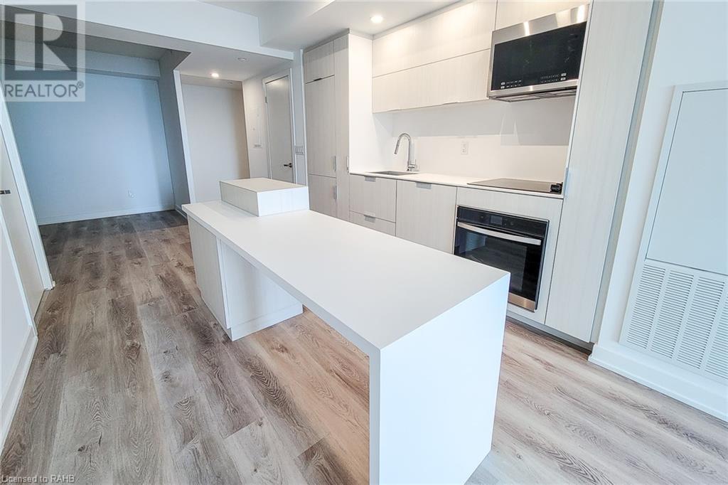 370 Martha Street Unit# 209, Burlington, Ontario L7R 2P7 - Photo 9 - XH4198478