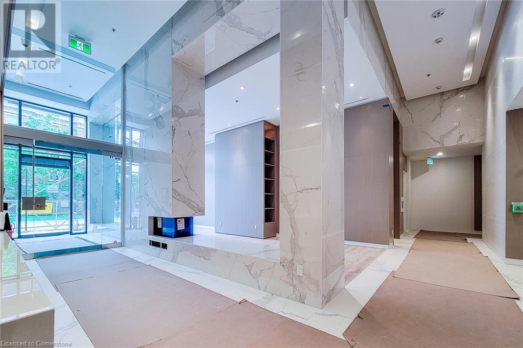 370 Martha Street Unit# 706, Burlington, Ontario L7R 2P7 - Photo 2 - XH4198513