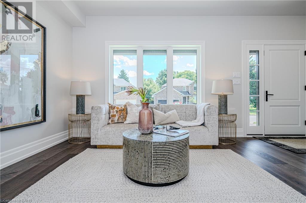 2423 Raymore Drive, Burlington, Ontario  L7R 2B4 - Photo 12 - XH4198734