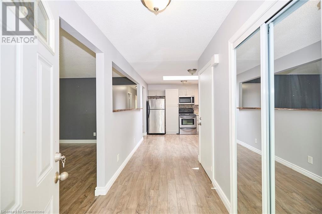 3281 Addison Avenue, Niagara Falls, Ontario L2J 3K6 - Photo 3 - XH4198786