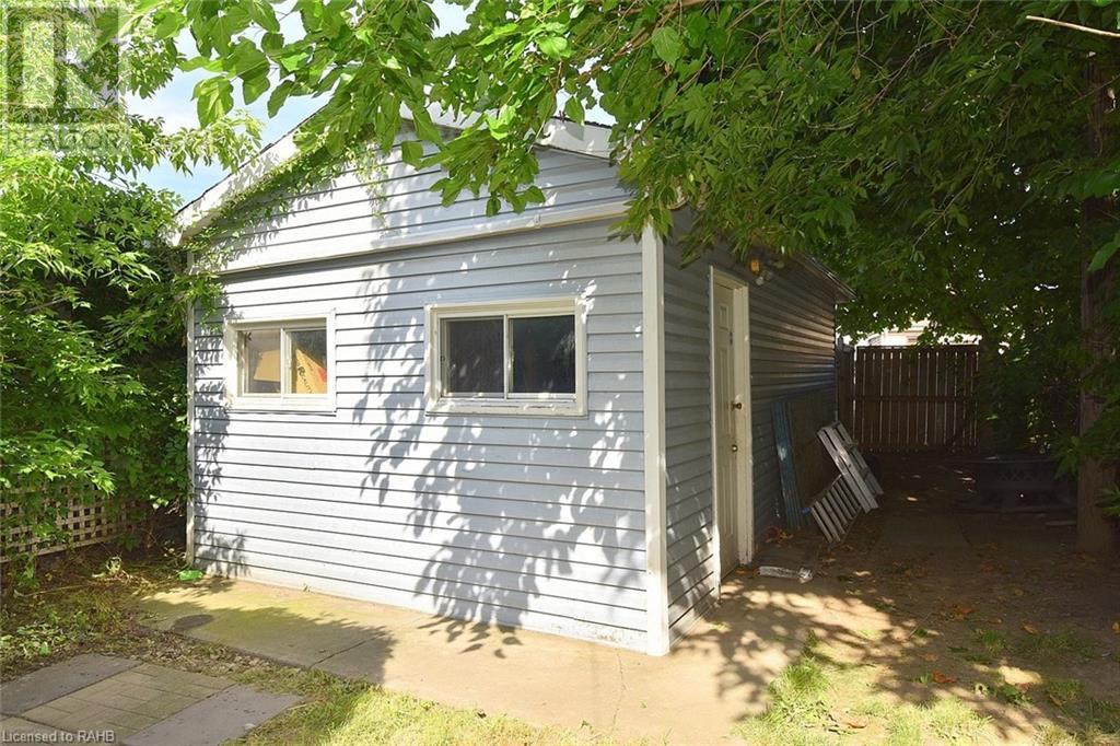 215 Rosslyn Avenue N, Hamilton, Ontario  L8L 7P8 - Photo 36 - XH4198987