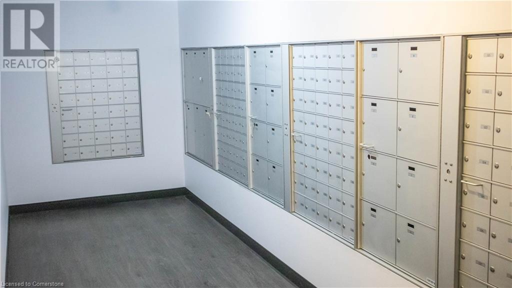 76 Lake Street, St. Catharines, Ontario L2R 5X4 - Photo 7 - XH4199012