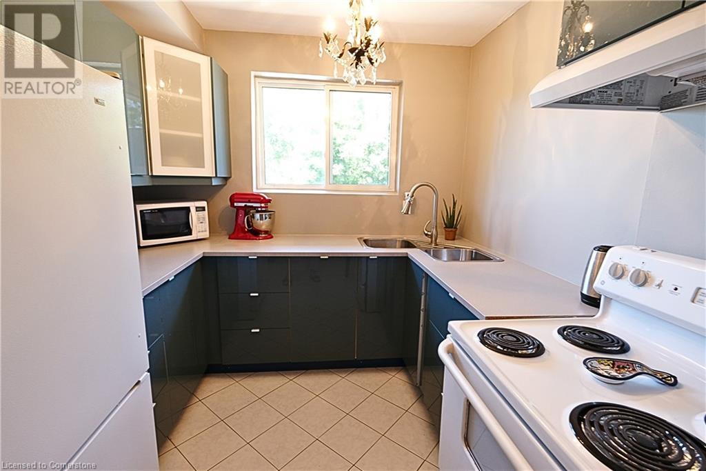 2373 King Street E Unit# 25, Hamilton, Ontario L8K 1X9 - Photo 5 - XH4199158