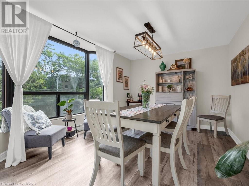 49 Robinson Street Unit# 300, Hamilton, Ontario L8P 1Y7 - Photo 3 - XH4199353