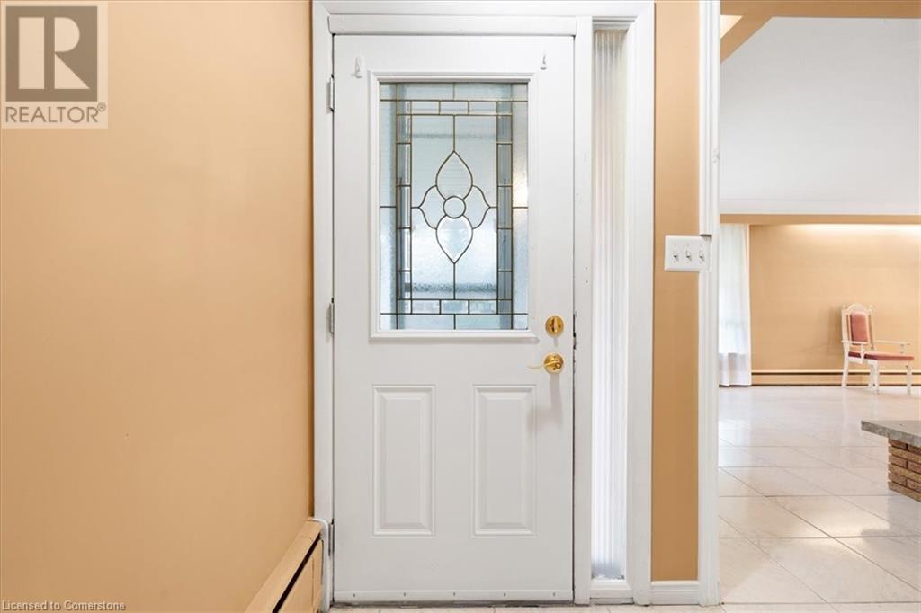420 West 5th Street, Hamilton, Ontario  L9C 3P6 - Photo 4 - XH4199509