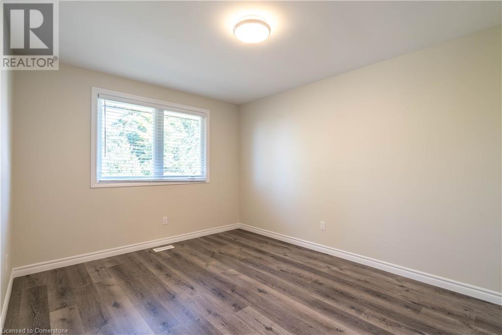 716 Mohawk Road W Unit# 1, Hamilton, Ontario  L9C 5Y8 - Photo 6 - XH4199649