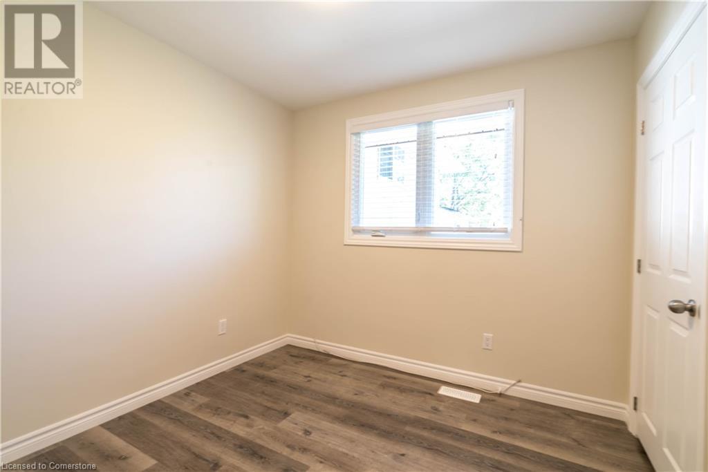 716 Mohawk Road W Unit# 1, Hamilton, Ontario  L9C 5Y8 - Photo 8 - XH4199649