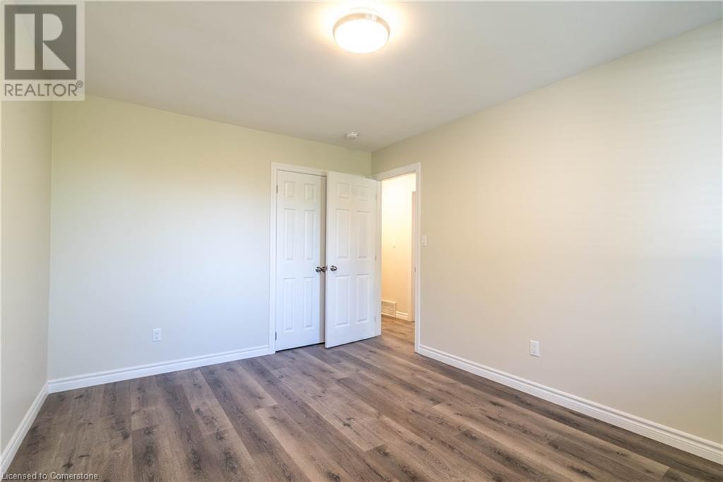 716 Mohawk Road W Unit# 1, Hamilton, Ontario  L9C 5Y8 - Photo 7 - XH4199649