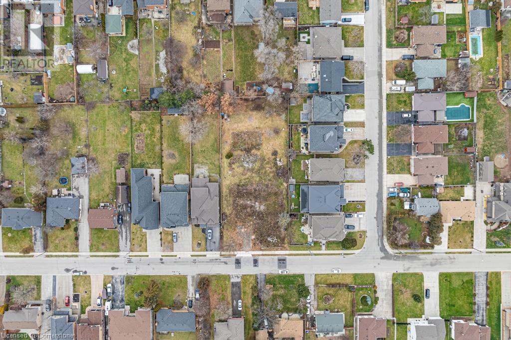 60 Deerhurst Road, Hamilton, Ontario L8E 2E6 - Photo 3 - XH4199798