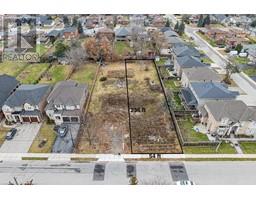 60 Deerhurst Road, hamilton, Ontario