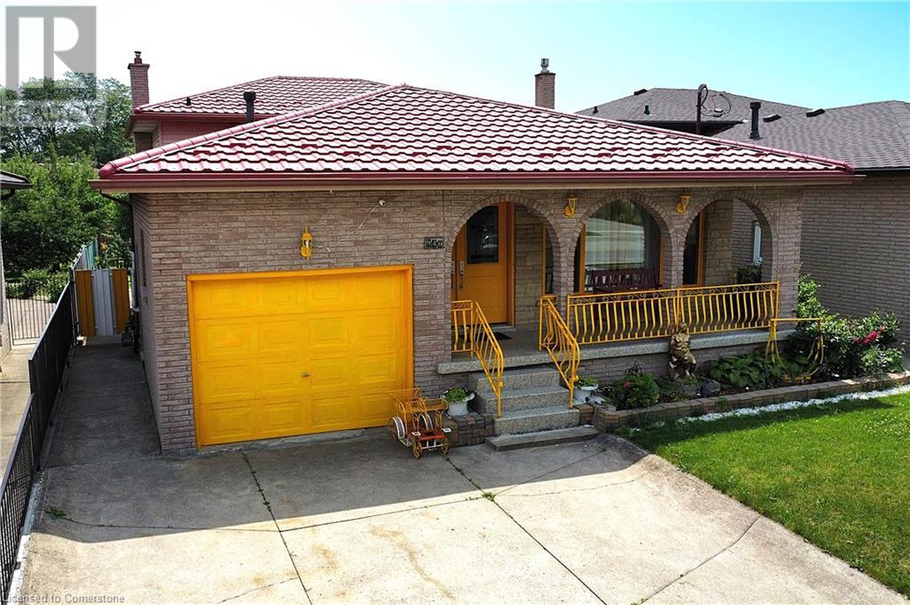 940 STONE CHURCH Road E, hamilton, Ontario