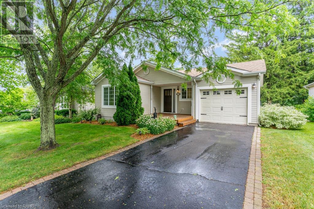 105 GLENARIFF Drive, freelton, Ontario