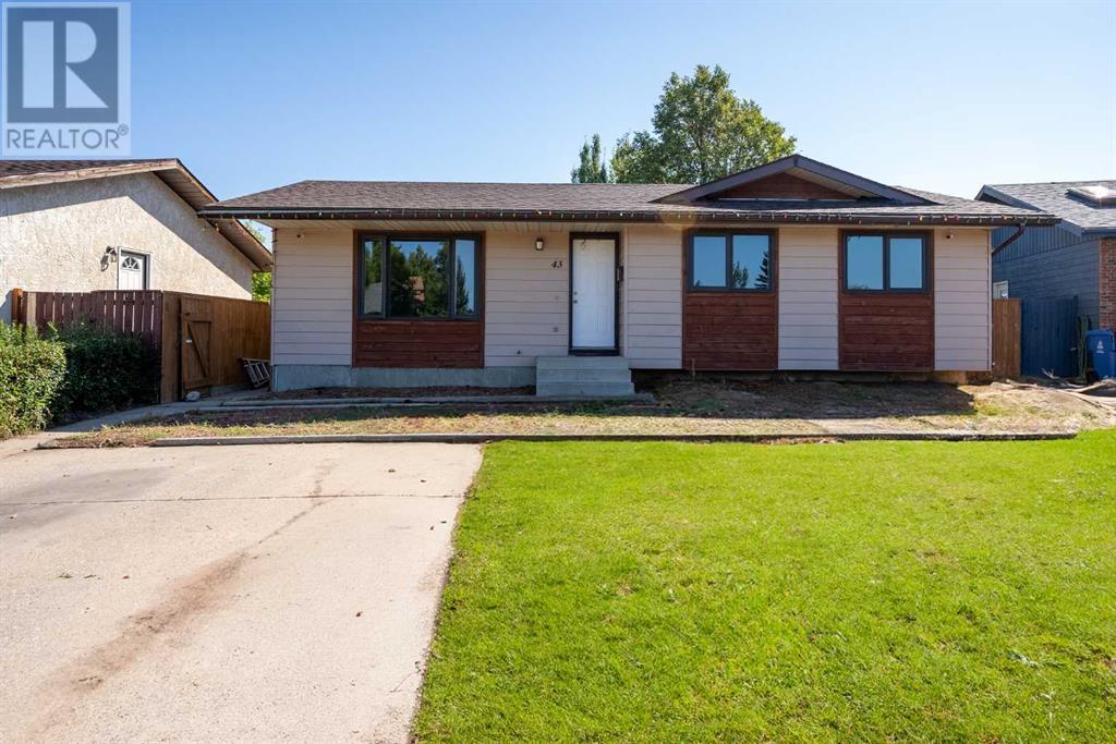 43 Princeton Road W, Lethbridge, Alberta  T1K 5A1 - Photo 1 - A2164474