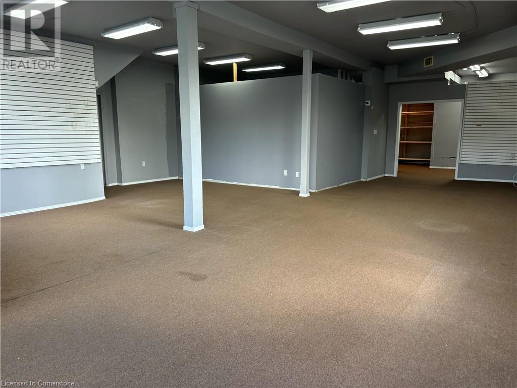 8 Caithness Street E, Caledonia, Ontario N3W 1B8 - Photo 4 - XH4200006