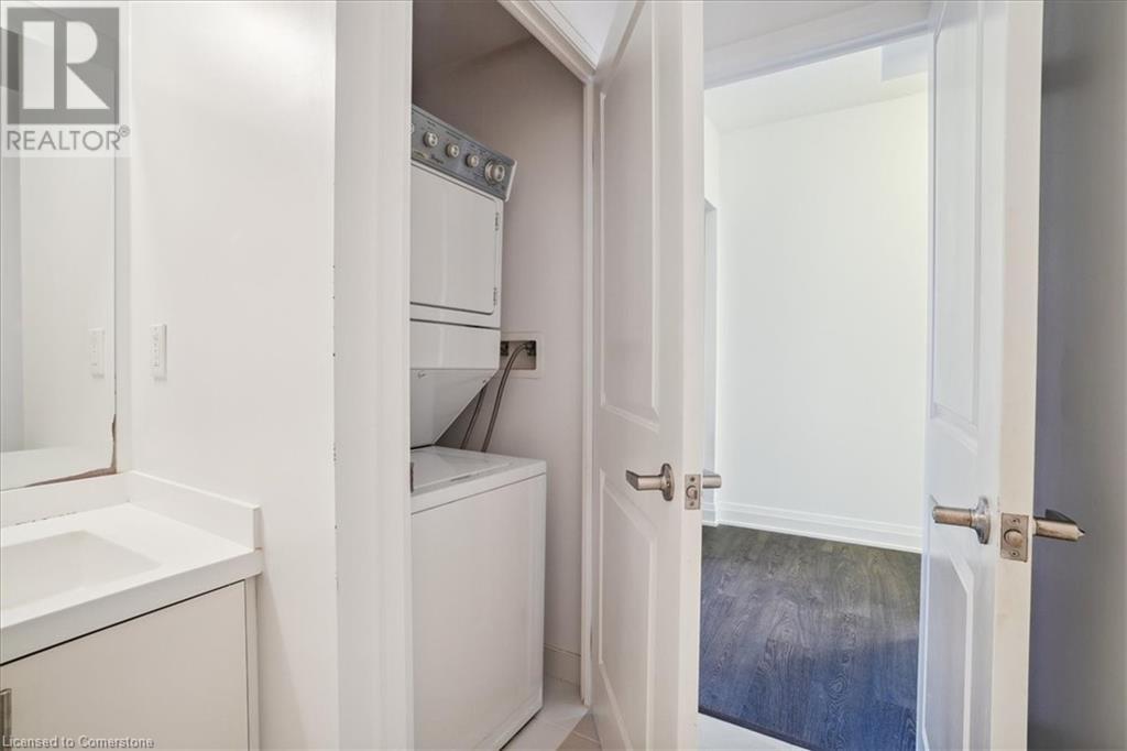 55 Speers Road Unit# 212, Oakville, Ontario L6K 0J1 - Photo 17 - XH4200138