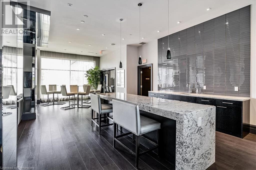 55 Speers Road Unit# 212, Oakville, Ontario L6K 0J1 - Photo 23 - XH4200138