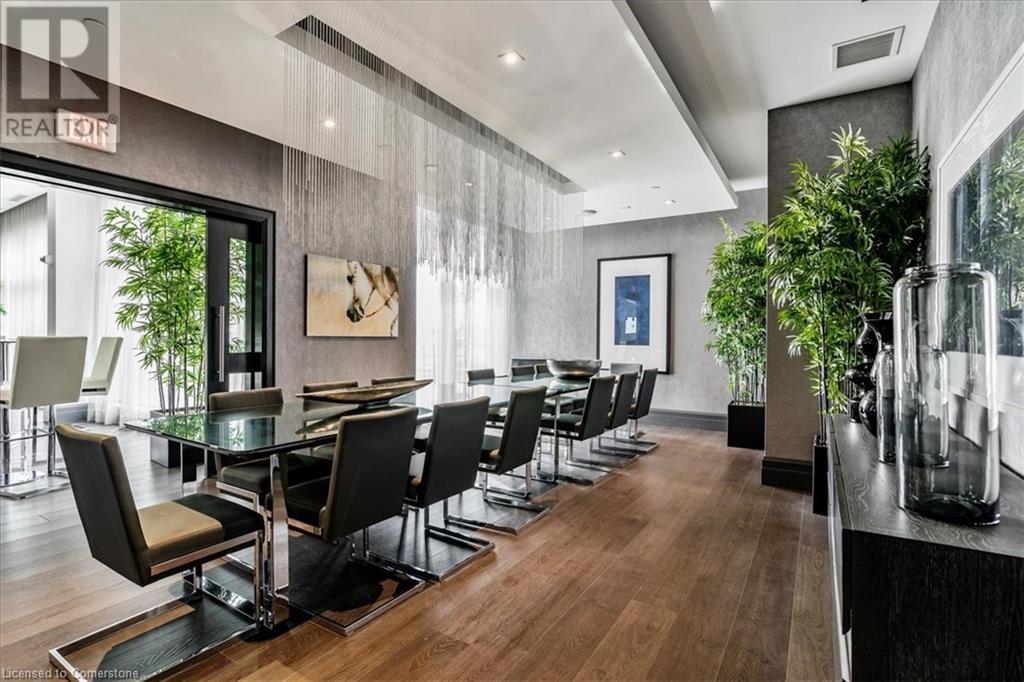 55 Speers Road Unit# 212, Oakville, Ontario L6K 0J1 - Photo 24 - XH4200138