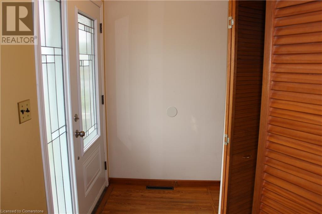 934 Upper Ottawa Street, Hamilton, Ontario L8T 3V7 - Photo 9 - XH4200169