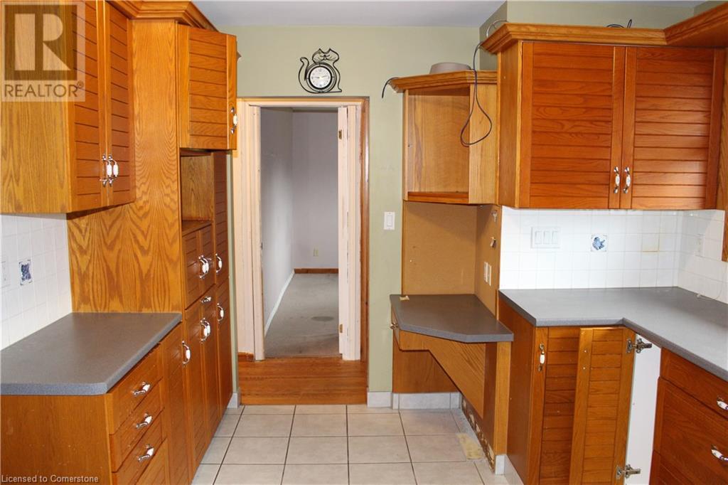 934 Upper Ottawa Street, Hamilton, Ontario L8T 3V7 - Photo 4 - XH4200169