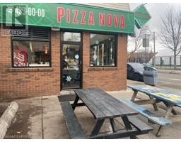 268 LIPPINCOTT Street, toronto, Ontario