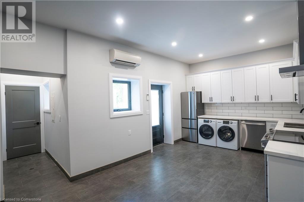 130 Elgin Street Unit# 3 (Lower), Brantford, Ontario  N3S 5A5 - Photo 5 - XH4200428