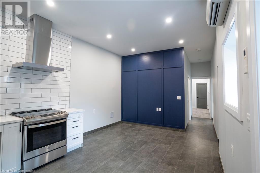 130 Elgin Street Unit# 3 (Lower), Brantford, Ontario  N3S 5A5 - Photo 8 - XH4200428