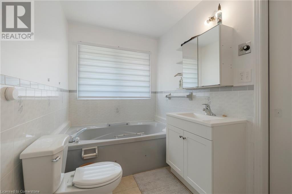 3385 Binbrook Road, Binbrook, Ontario L0R 1C0 - Photo 29 - XH4200603
