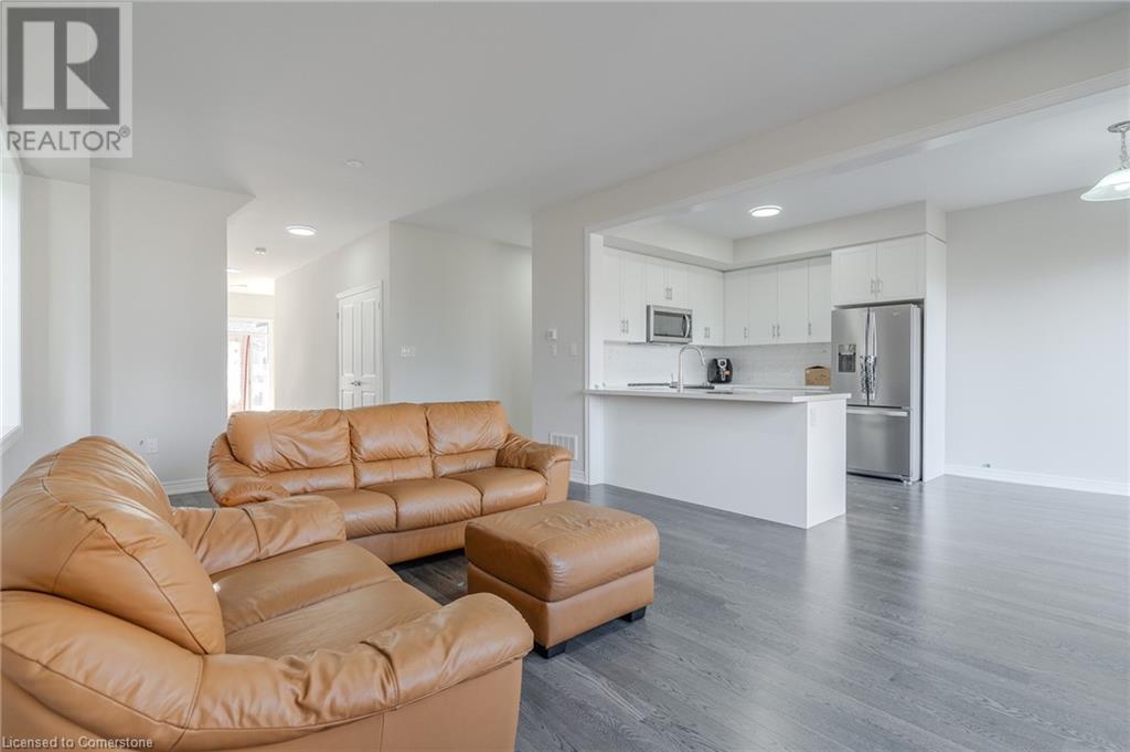 78 Marion Street, Mount Hope, Ontario  L0R 1W0 - Photo 6 - XH4200628