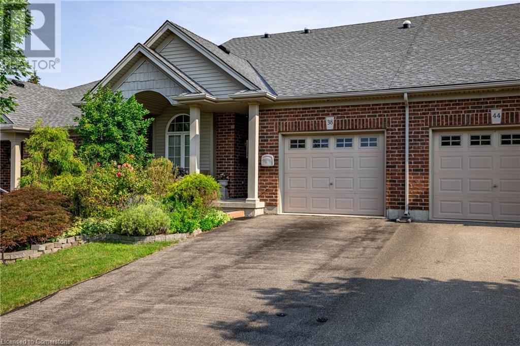 38 AARON Trail, welland, Ontario