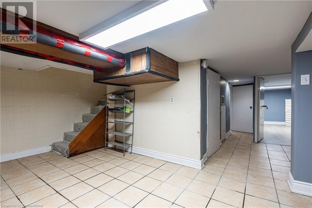 70 Ward Avenue, Hamilton, Ontario  L8S 2E9 - Photo 16 - XH4200757