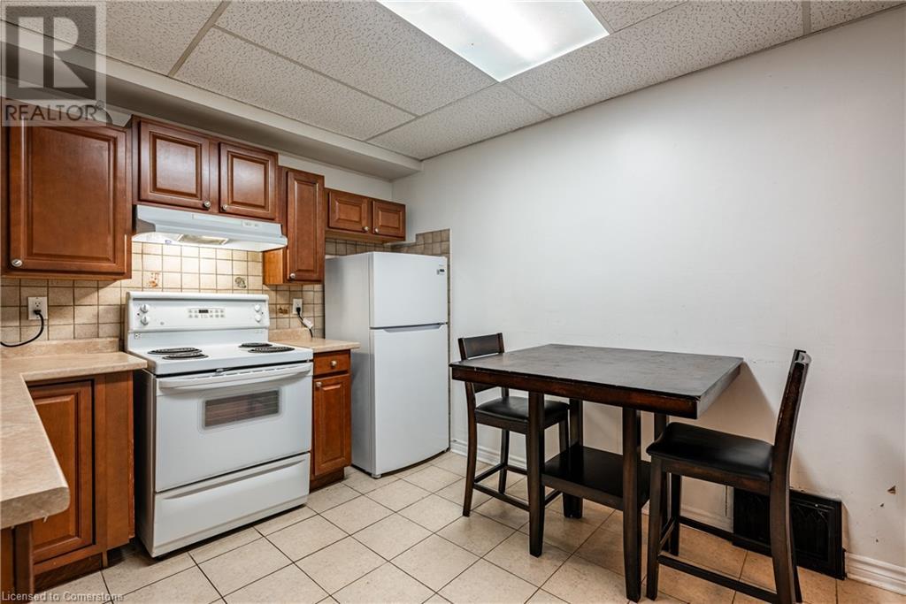 70 Ward Avenue, Hamilton, Ontario  L8S 2E9 - Photo 9 - XH4200757