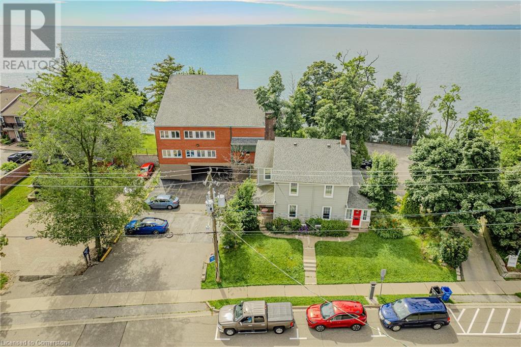 2122 Old Lakeshore Road, Burlington, Ontario