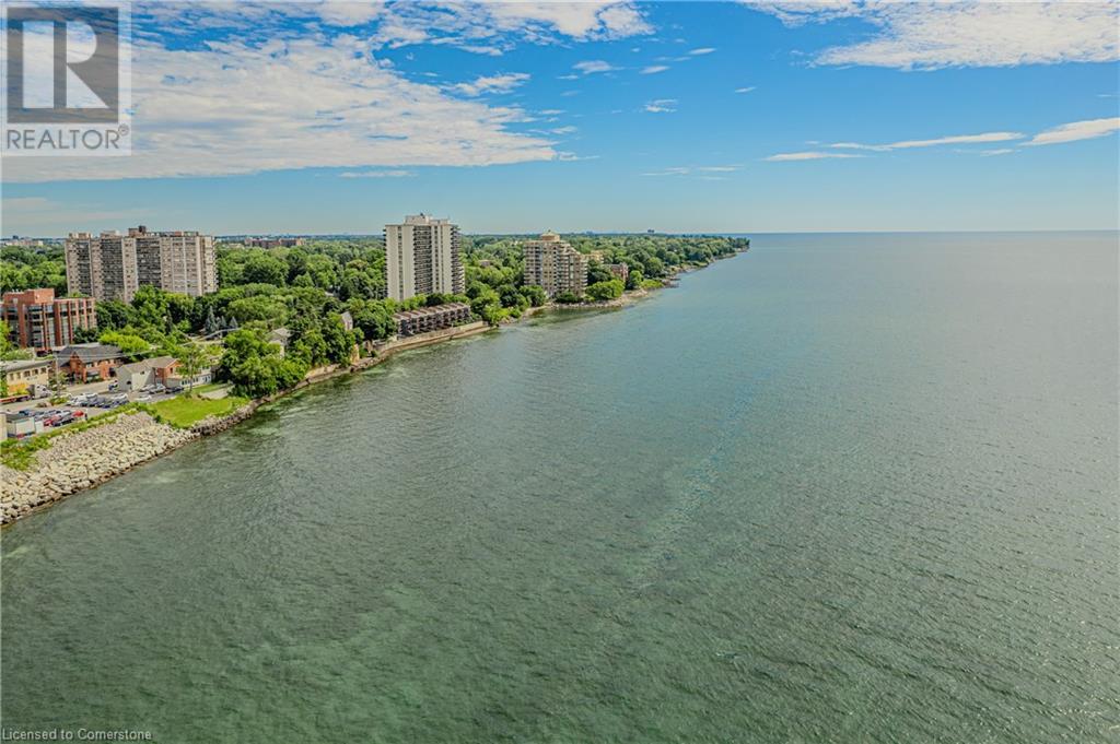 2122 Old Lakeshore Road, Burlington, Ontario  L7R 1A3 - Photo 39 - XH4200770