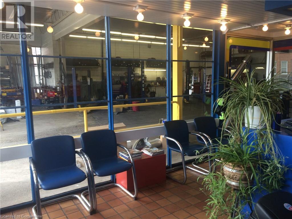 38 Wentworth Street S, Hamilton, Ontario  L8N 2Y3 - Photo 10 - XH4200940