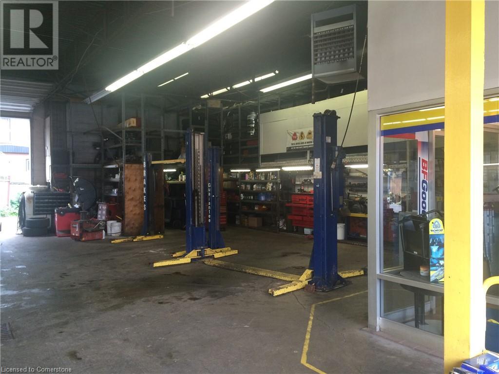 38 Wentworth Street S, Hamilton, Ontario  L8N 2Y3 - Photo 4 - XH4200940