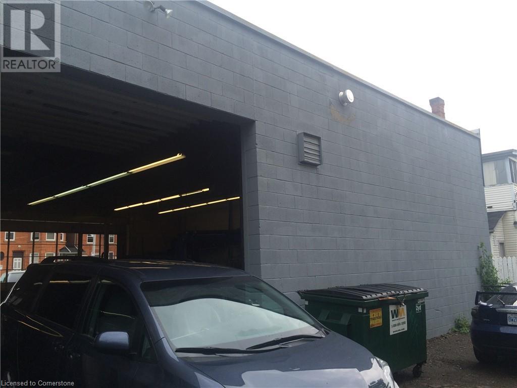 38 Wentworth Street S, Hamilton, Ontario  L8N 2Y3 - Photo 9 - XH4200940