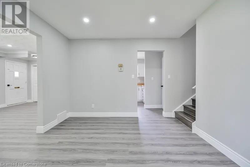 3271 Corry Crescent, Niagara Falls, Ontario  L2G 7G2 - Photo 9 - XH4200986