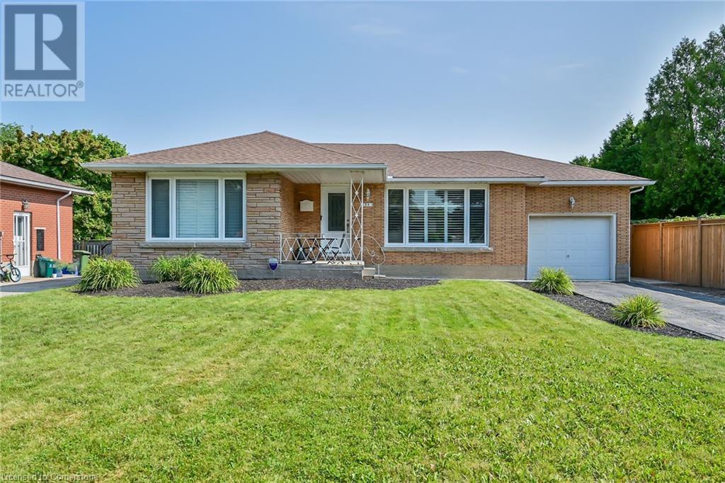 33 Collier Crescent, Hamilton, Ontario  L9C 3S7 - Photo 1 - XH4201029