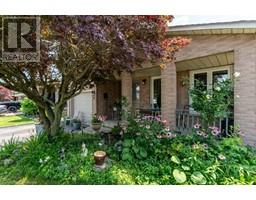 61 NAPOLI Drive, hamilton, Ontario