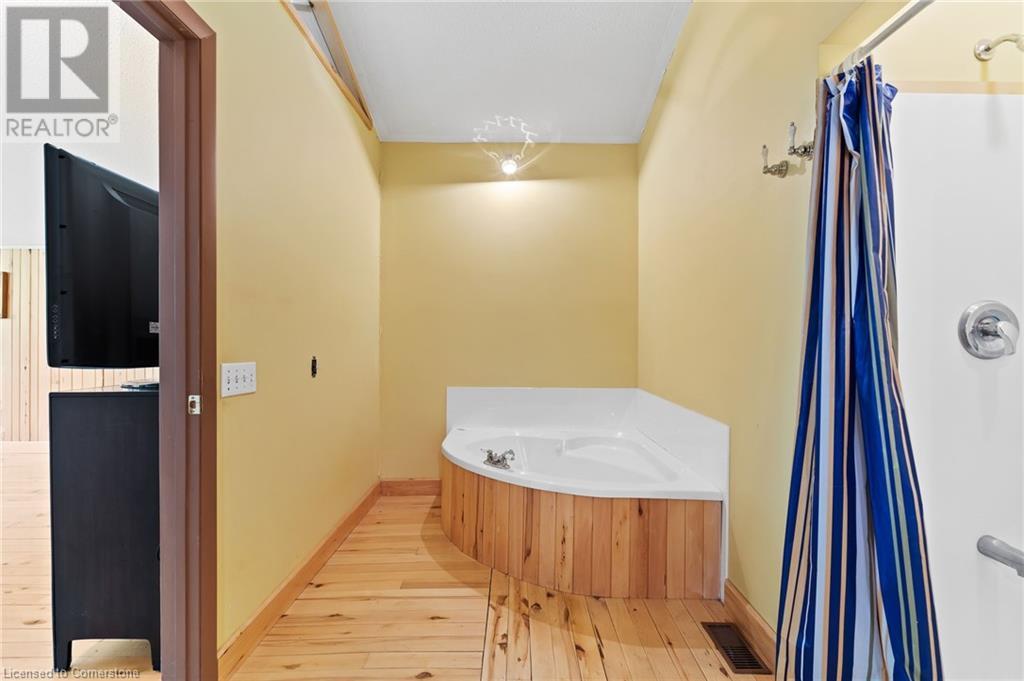 4968 Nigh Road, Fort Erie, Ontario  L0S 1N0 - Photo 24 - XH4201200