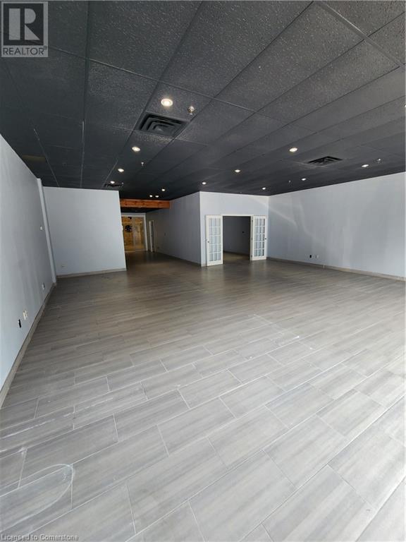 3245 Harvester Road Unit# 6, Burlington, Ontario L7N 3W9 - Photo 2 - XH4201226